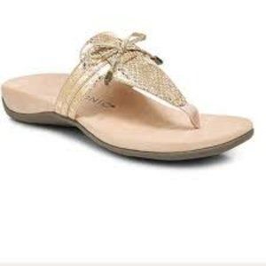 NWOB Vionic  Amaya Gold Snake Embossed Print Bow Thong Sandal 10